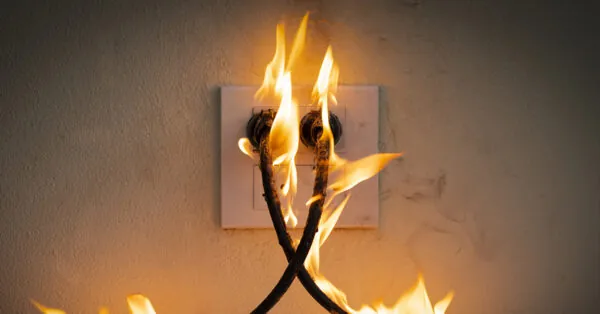 How to Avoid Electrical Hazards During Christmas